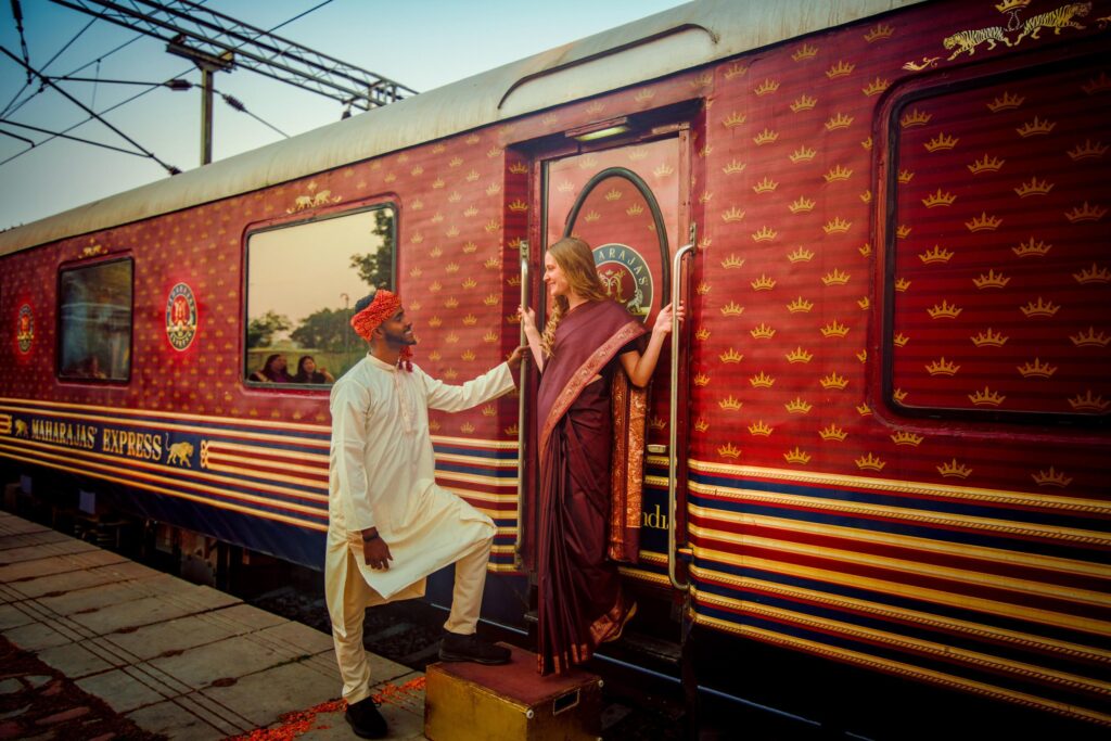 5-luxury-train-express-in-india-1024x683.jpg